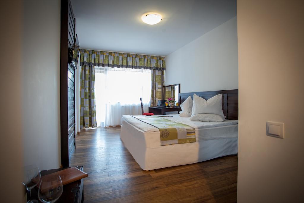 Roata Faget Inn Cluj Napoca Ruang foto